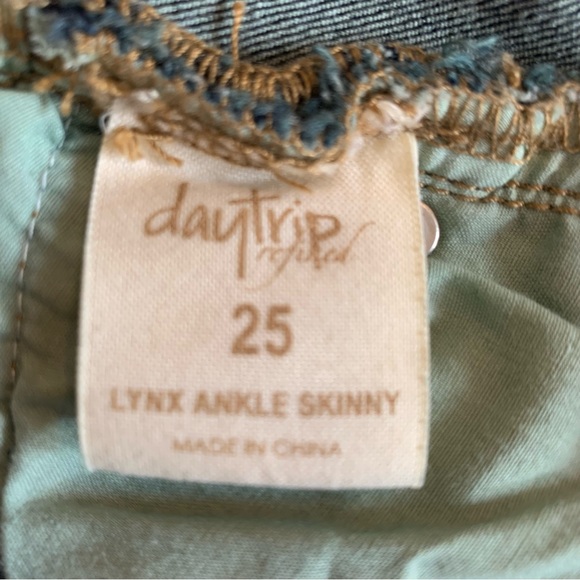 Daytrip Lynx Ankle Skinny Jeans 25R - Picture 6 of 7
